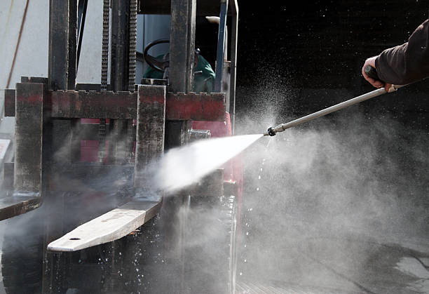 Why Choose Our Pressure Washing Services in New York